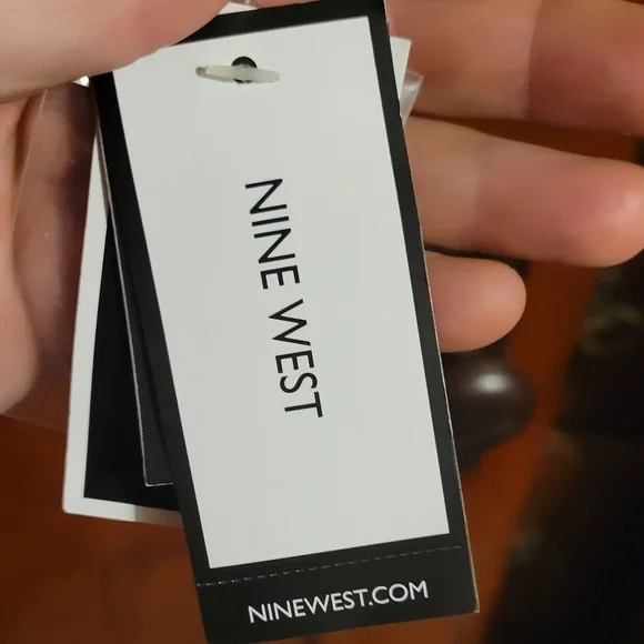 NWT black blazer with white trim,  Sz 16, Nine West - Picture 3 of 7